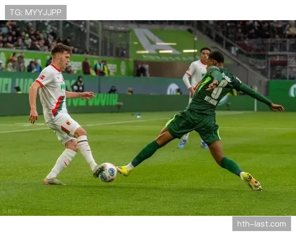 德甲沃尔夫斯堡防守反击