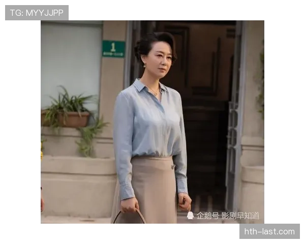 袁心玥赛场像堡垒，街头像刚下红毯的富太太，这反差我真服了